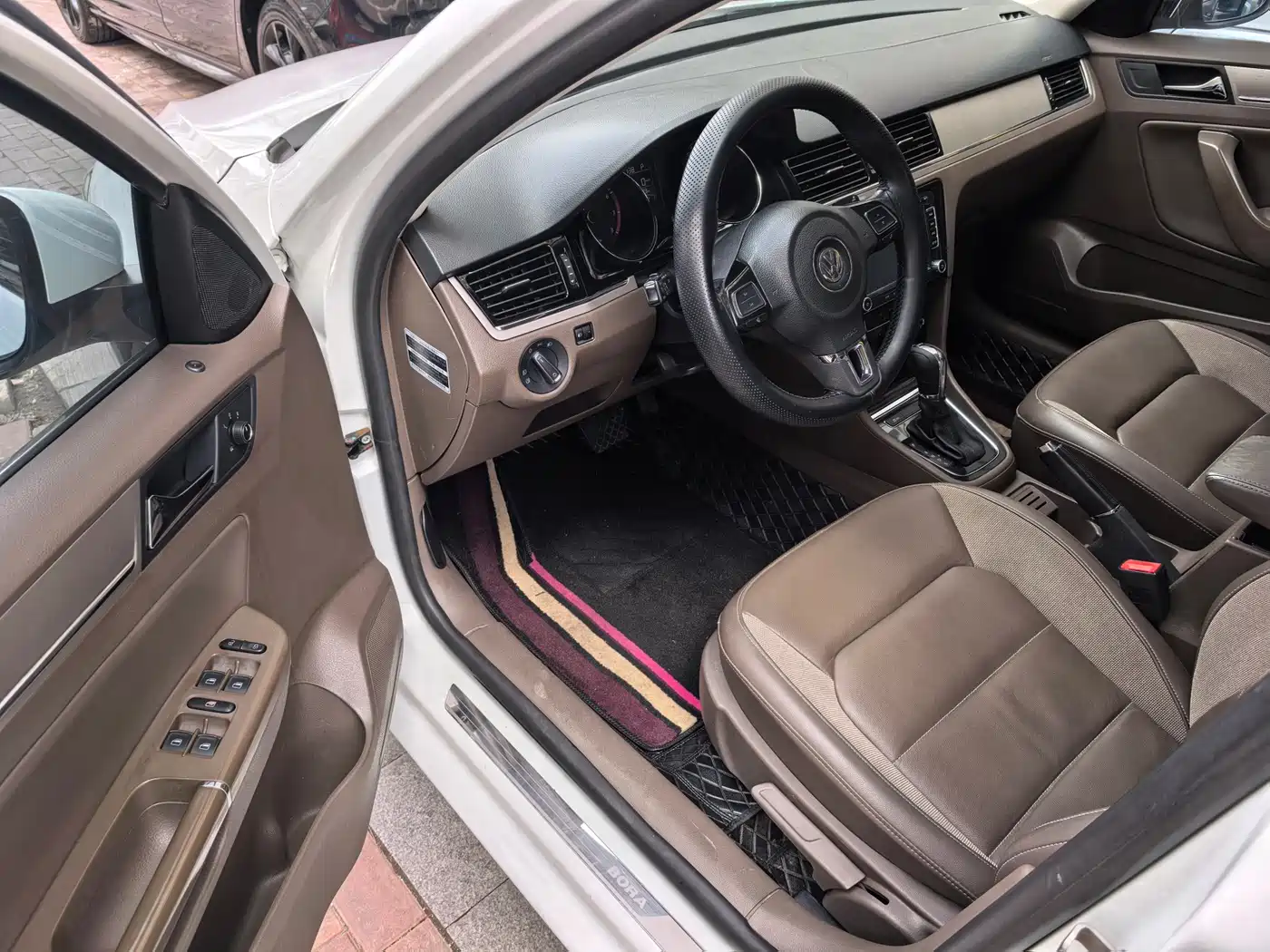 Volkswagen Bora 2014 1.4TSI Automatic Comfort Edition фото 7