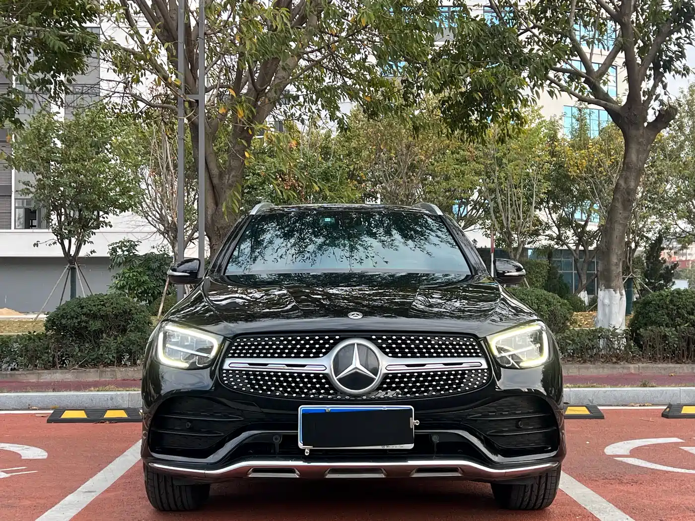 Mercedes-Benz GLC 2020 GLC 260 L 4MATIC Luxury фото 2