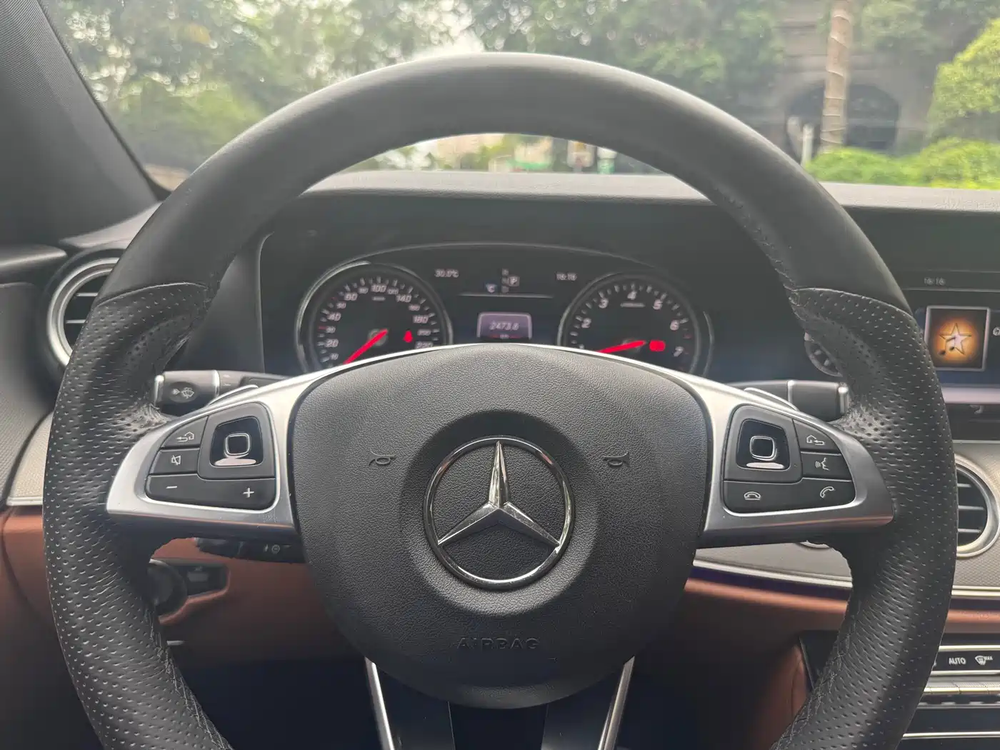 Mercedes-Benz E-Class 2017 E 200 Sport фото 11