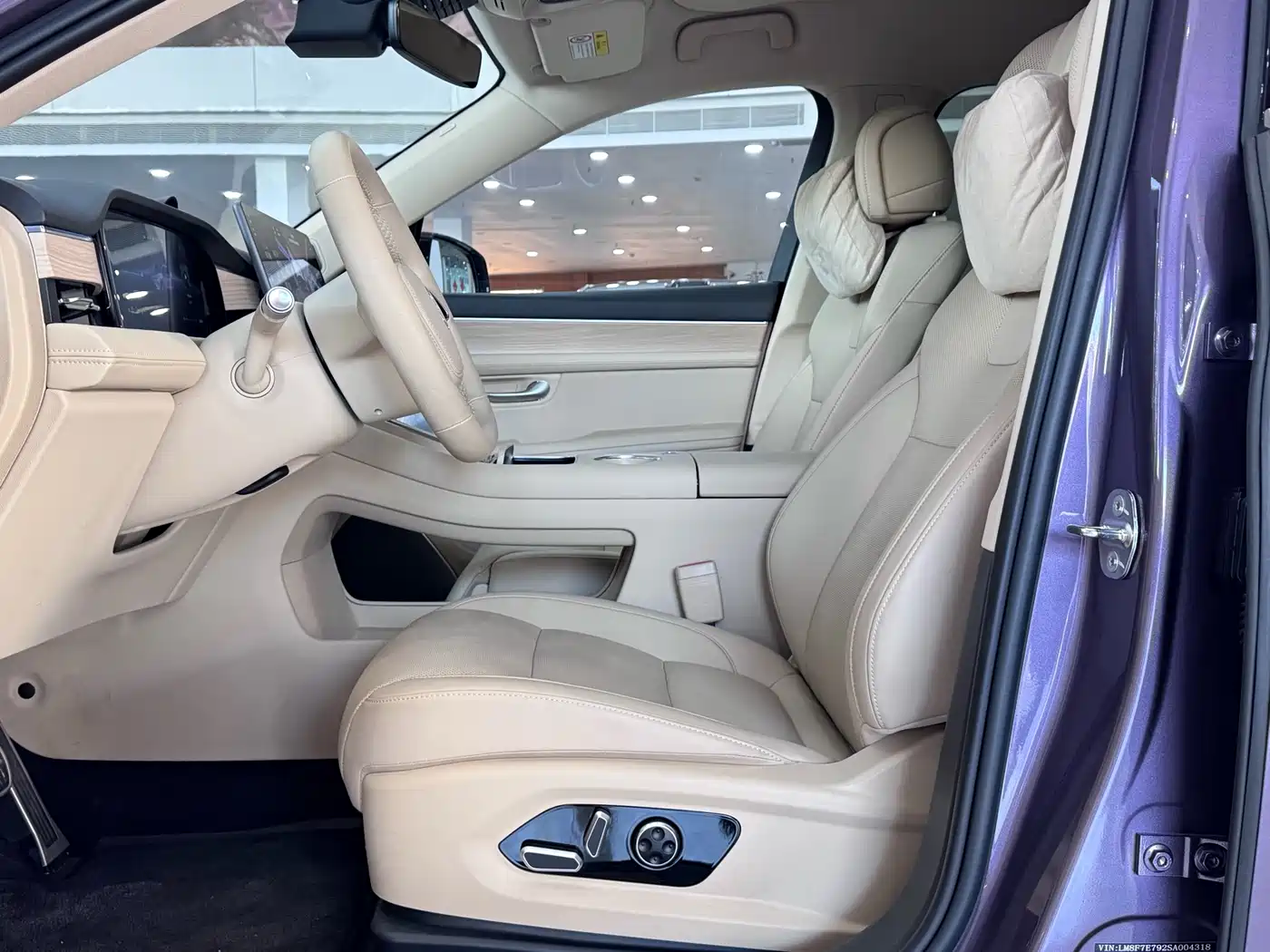AITO Wenjie AITO M5 2025 Extended Range Ultra AWD фото 11