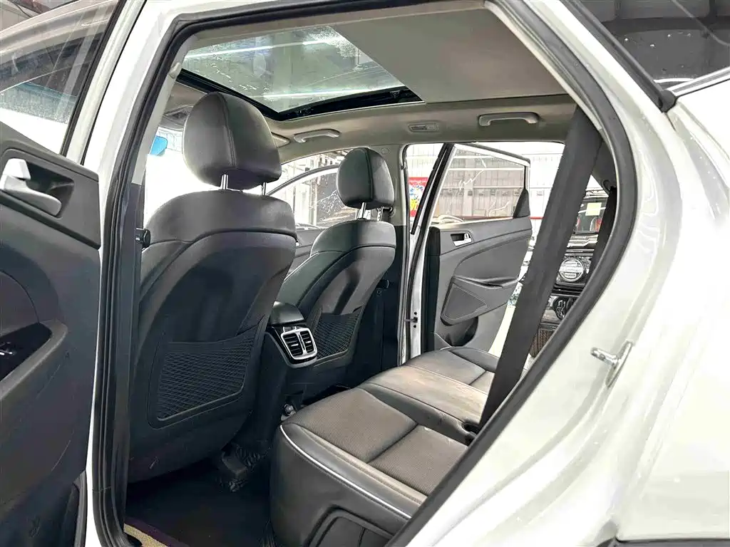 Hyundai Tucson 2020 280TGDi 2WD GLS Fashion (China VI) фото 7