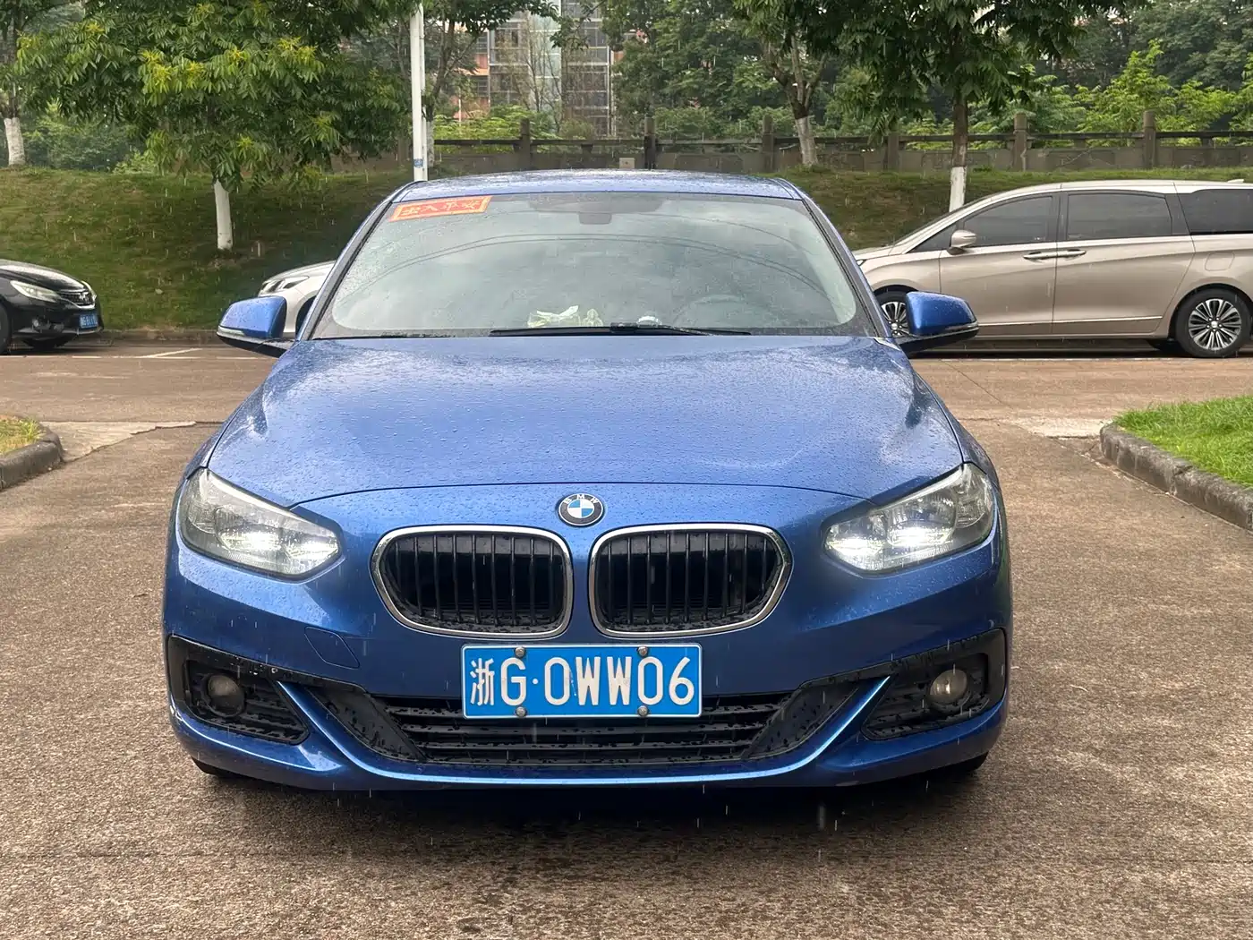 BMW 1 Series 2018 118i Fashion Edition фото 2