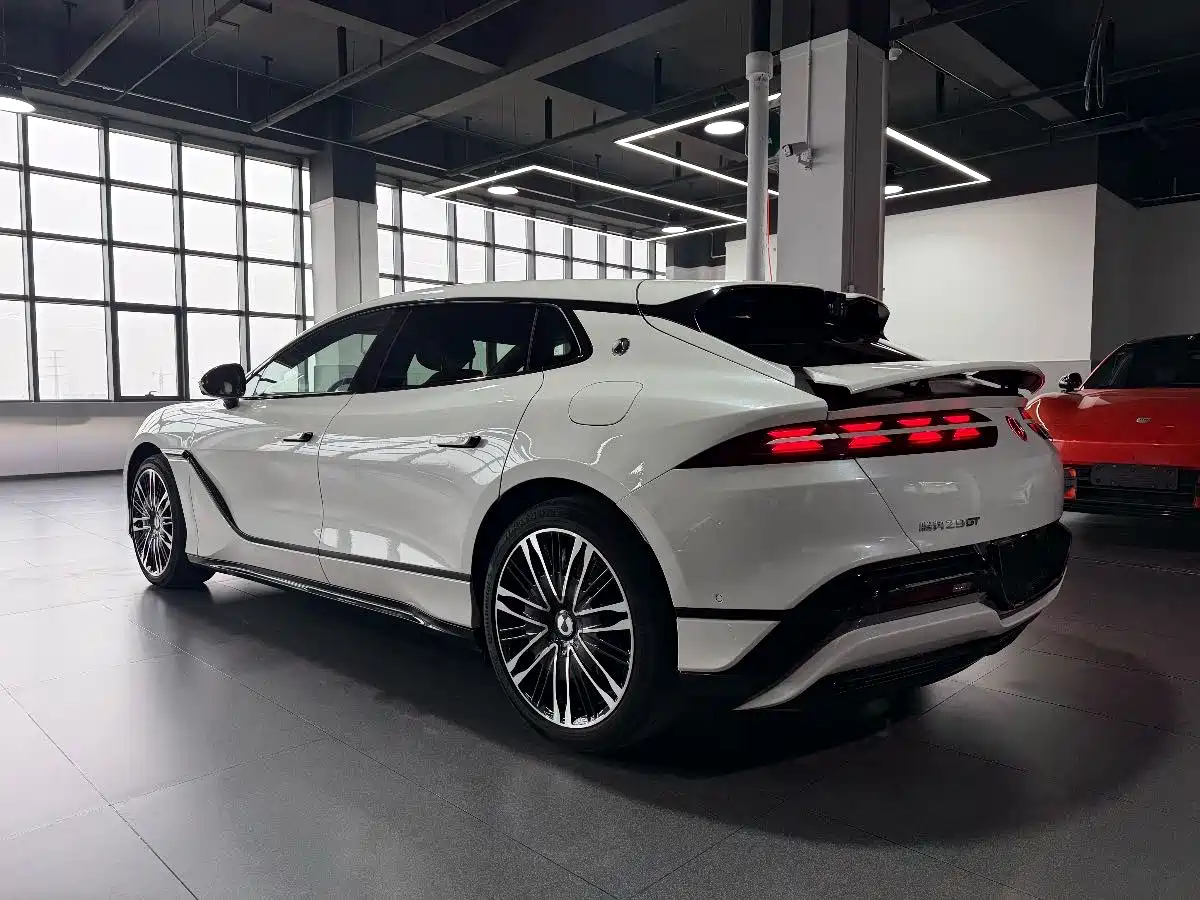 Denza Z9GT 2024 1100 AWD Ultra Edition фото 15