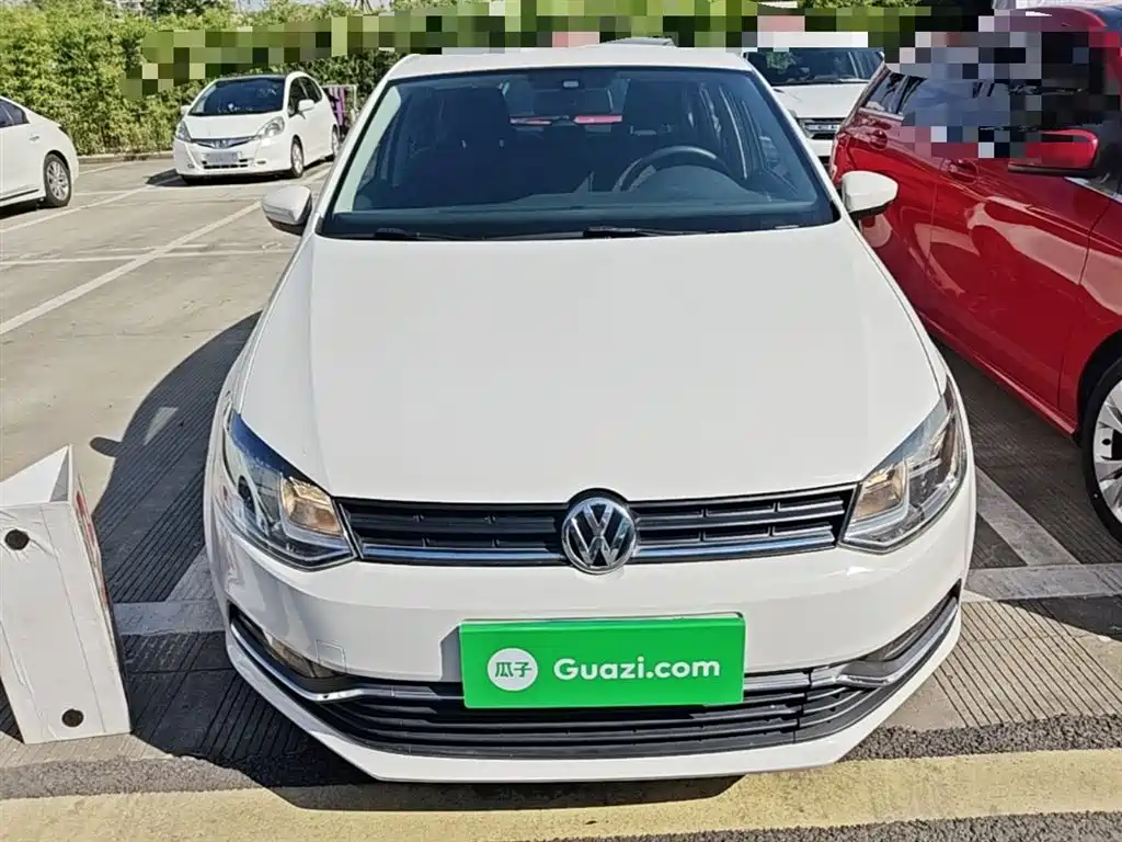 Volkswagen Polo 2014 1.6L Automatic Comfort Edition фото 3