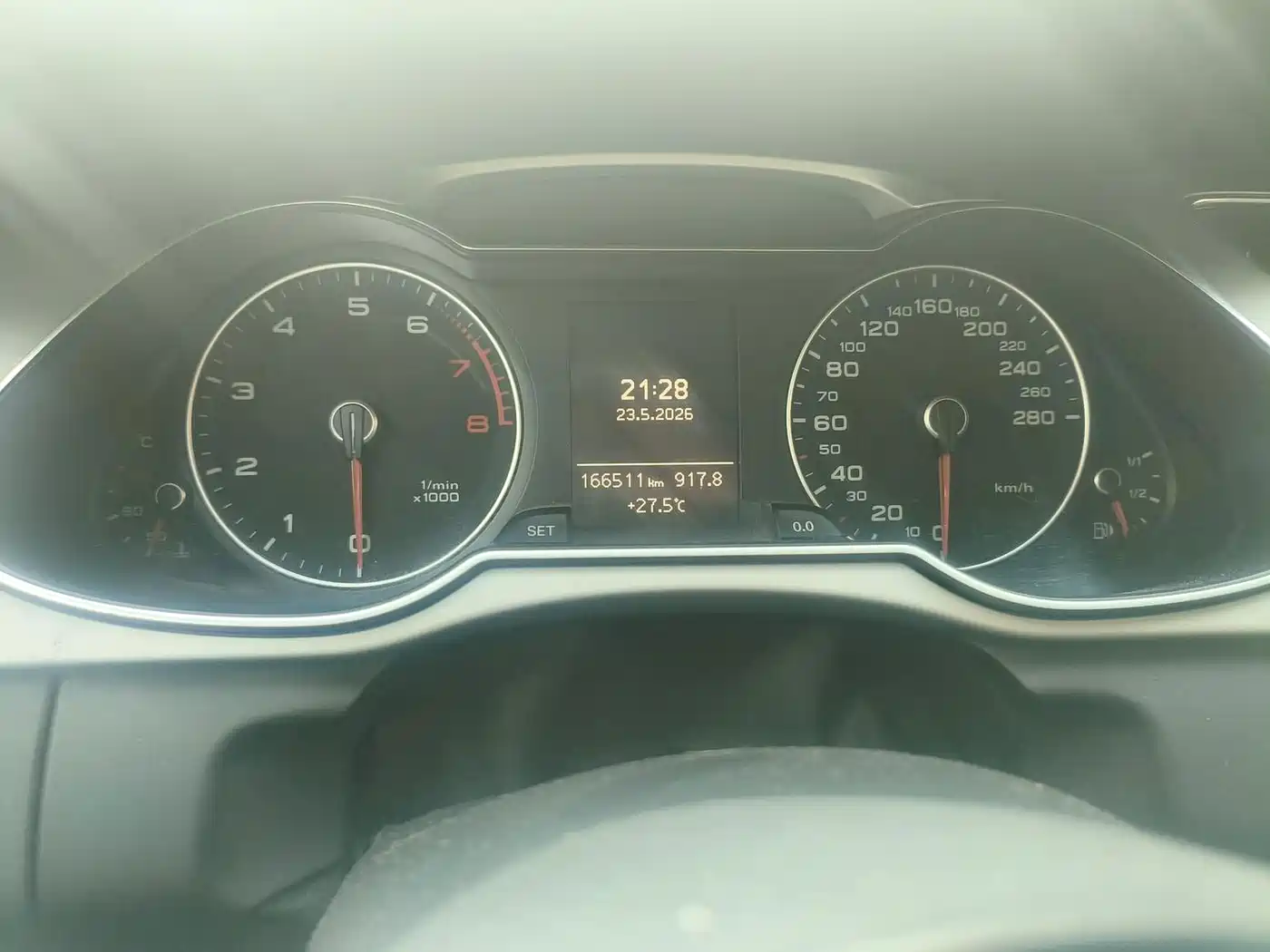 Фото 12 - Audi A4L