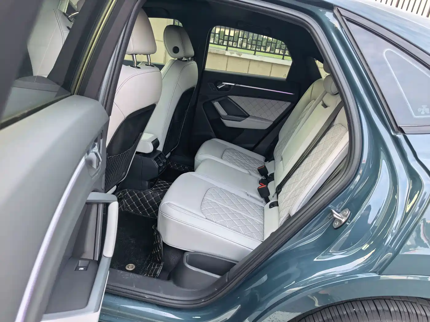 Audi Q3 Sportback 2023 2024 45 TFSI quattro Launch Special Edition