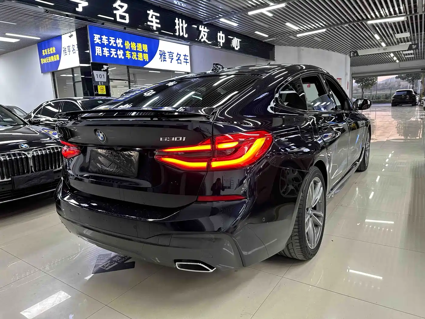 BMW 6 Series GT 2020 630i M Sport Package фото 7