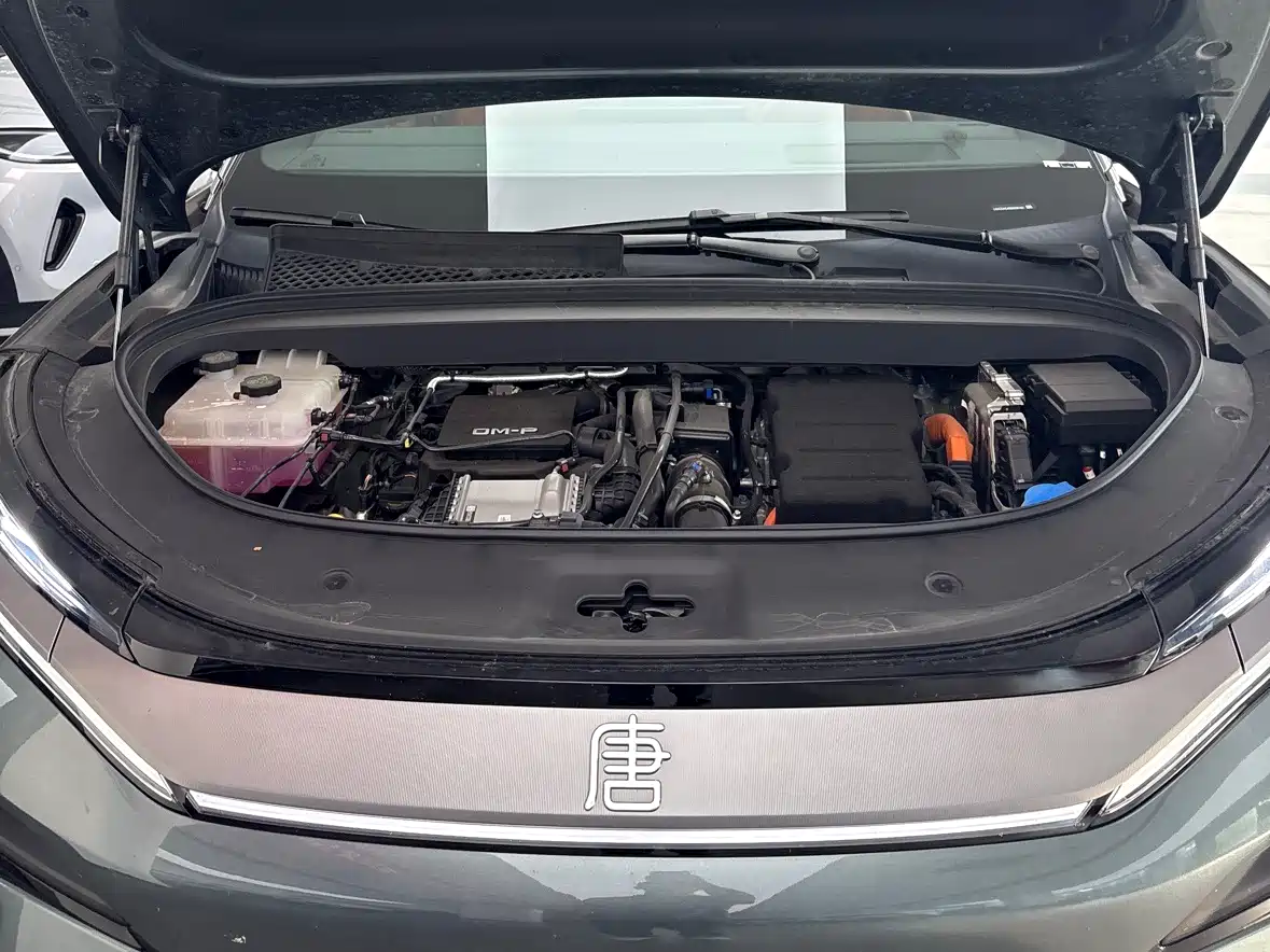 BYD Tang L 2025 DM 175KM Drone Player Edition фото 13