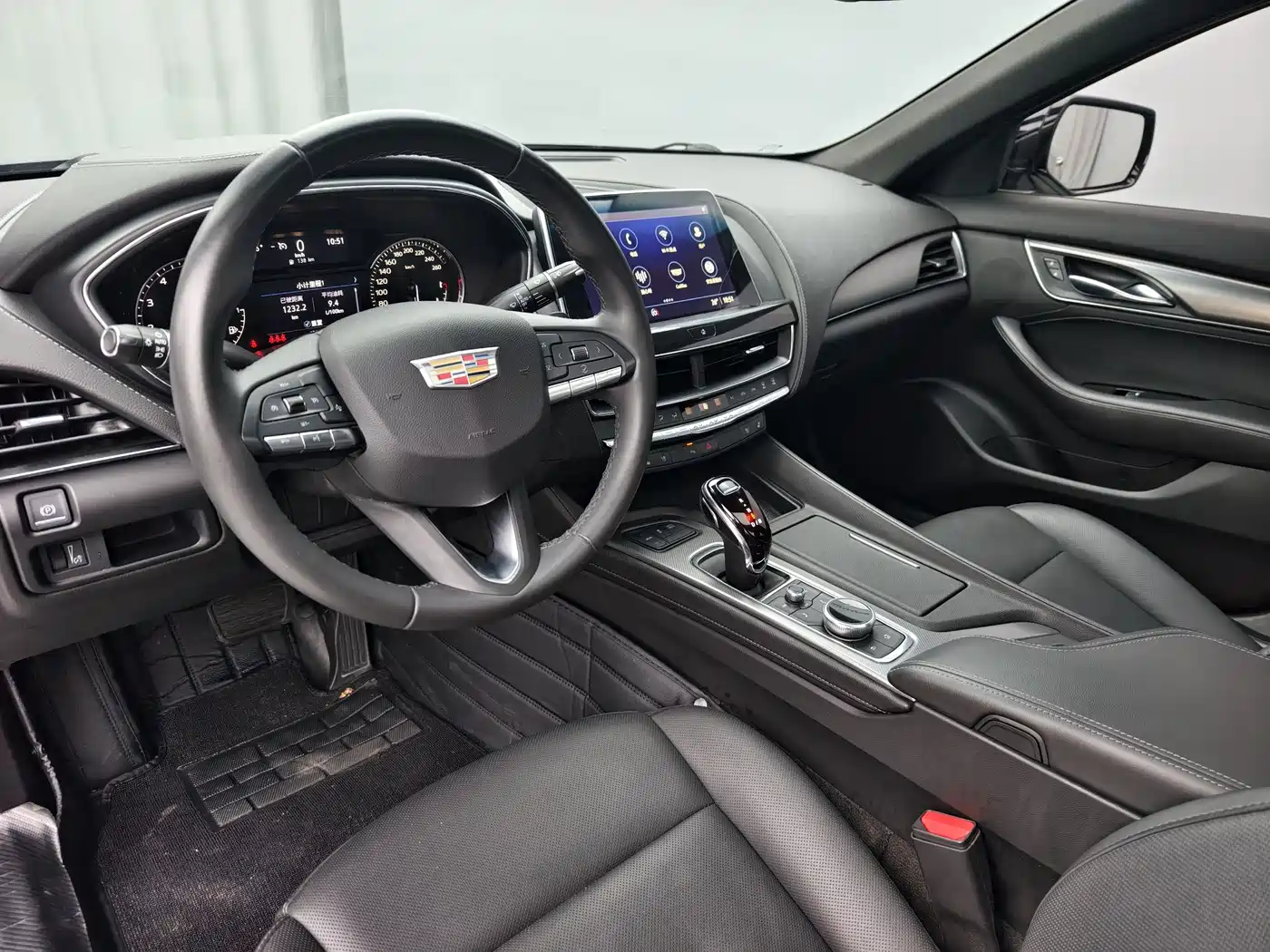 CADILLAC CT5