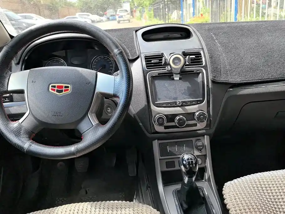 Geely Classic Emgrand 2015 2012 Hatchback 1.5L Manual Standard