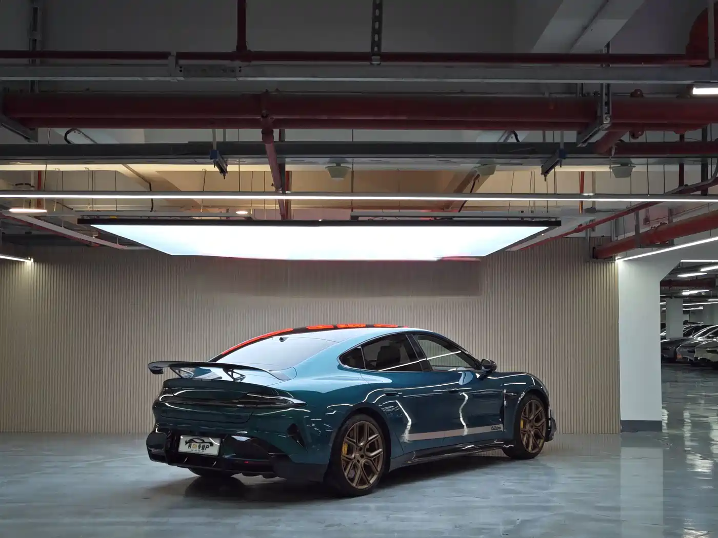 XIAOMI CAR XIAOMI SU7 ULTRA