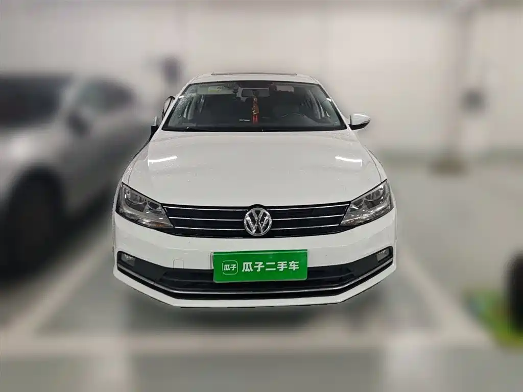 Volkswagen Sagitar 2015 230TSI Automatic Comfort фото 24