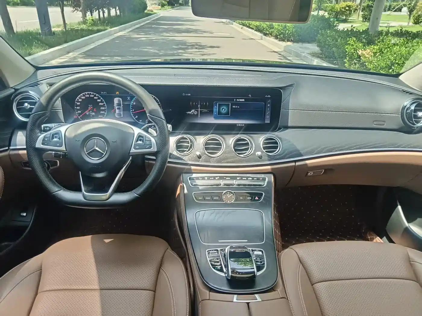 Mercedes-Benz E-Class 2018 Facelift E 300 L Luxury фото 7