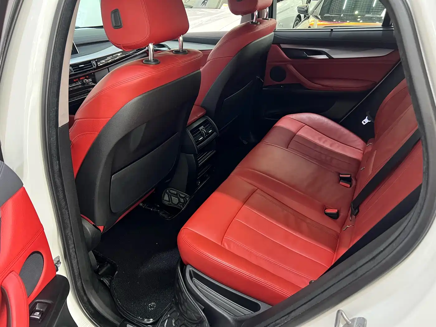 BMW X6 2015 xDrive35i Leading Type фото 12