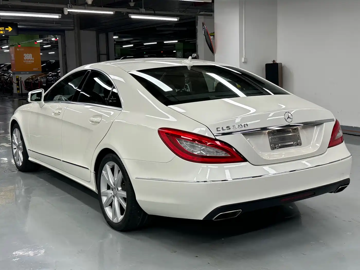 Mercedes-Benz CLS 2012 CLS 300 CGI фото 7