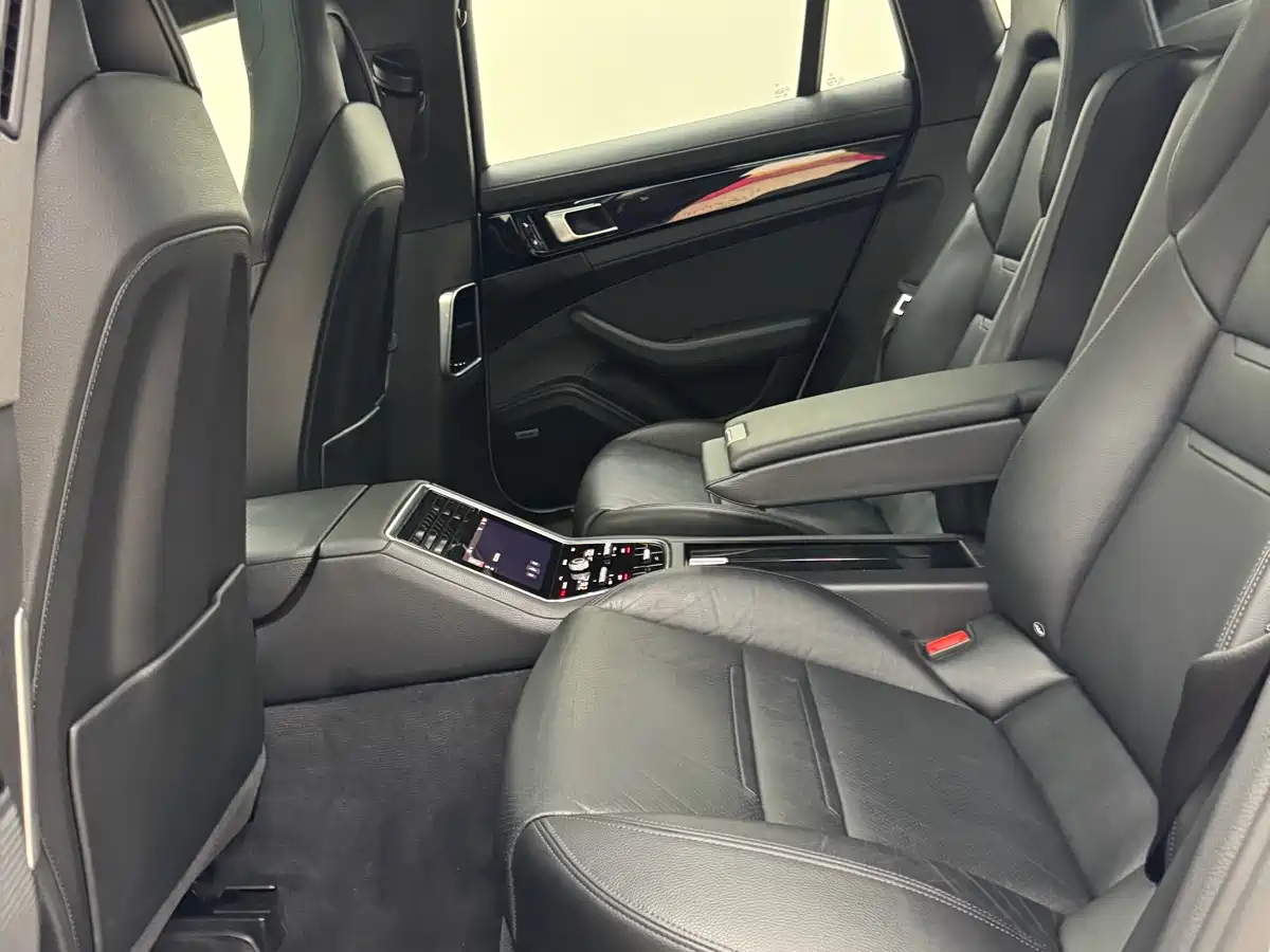 Porsche Panamera 2017 Panamera 3.0T фото 11