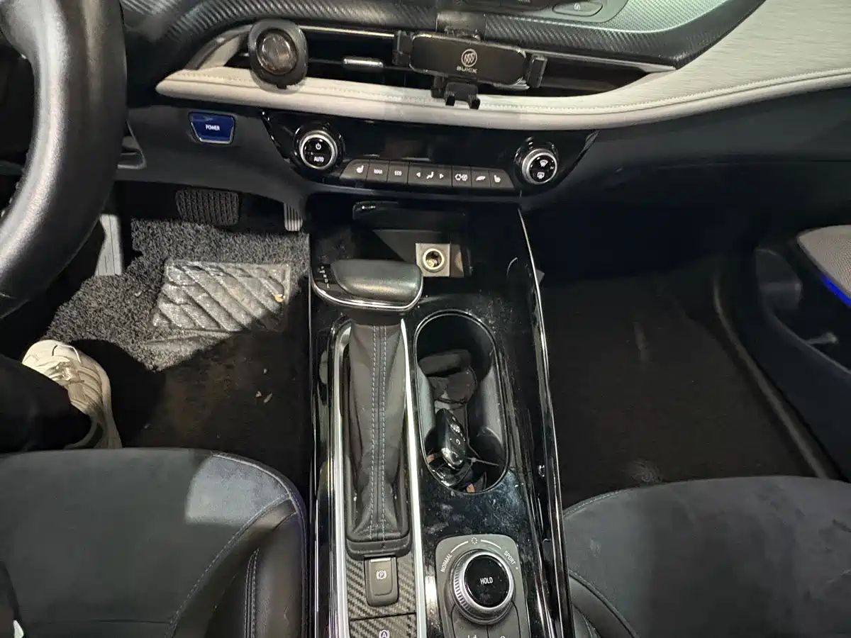 Buick Velite 6 2020 Plug-in Hybrid Connected Smart Edition фото 14