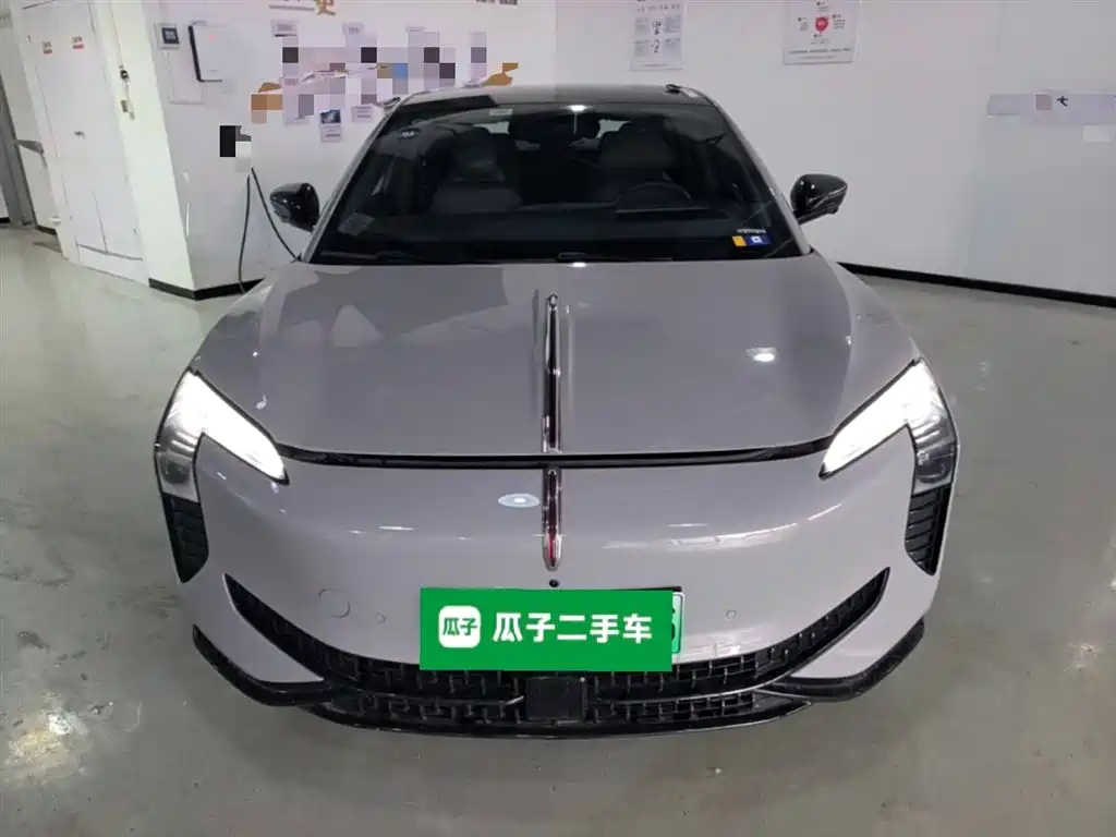 Hongqi EH7 2025 640 AWD Smart Selection Edition фото 3