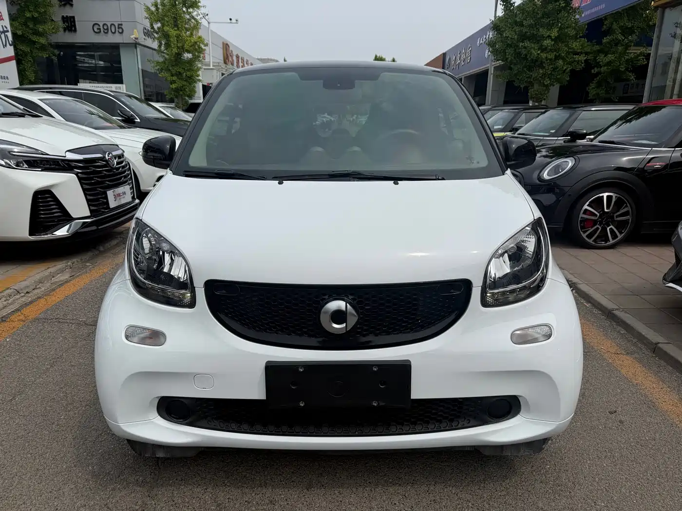 smart fortwo 2018 2016 0.9T 66kW Hardtop Pioneer