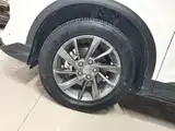 Фото 23 - Geely Coolray
