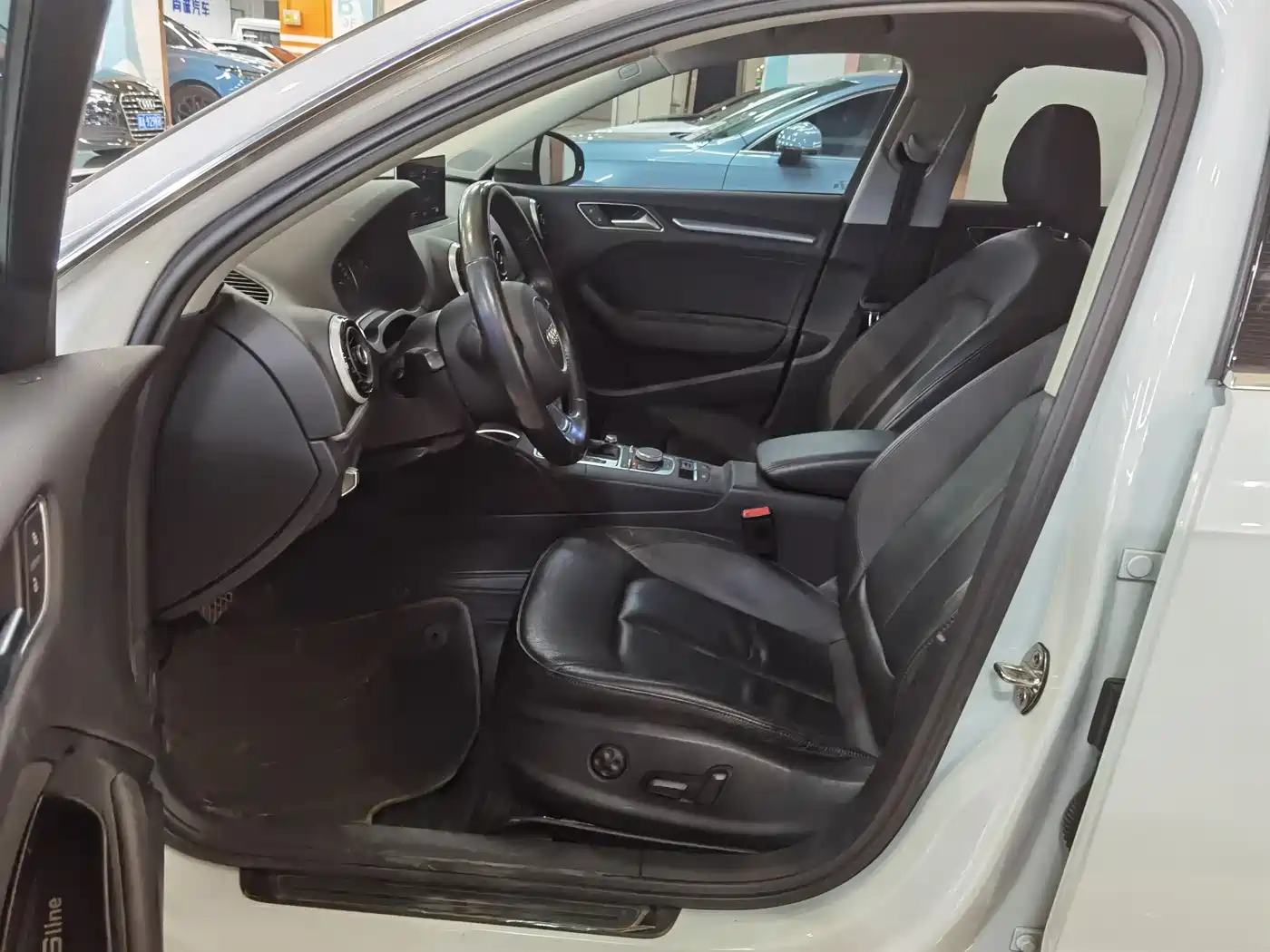 Audi A3 2016 Sportback 35 TFSI Style фото 17