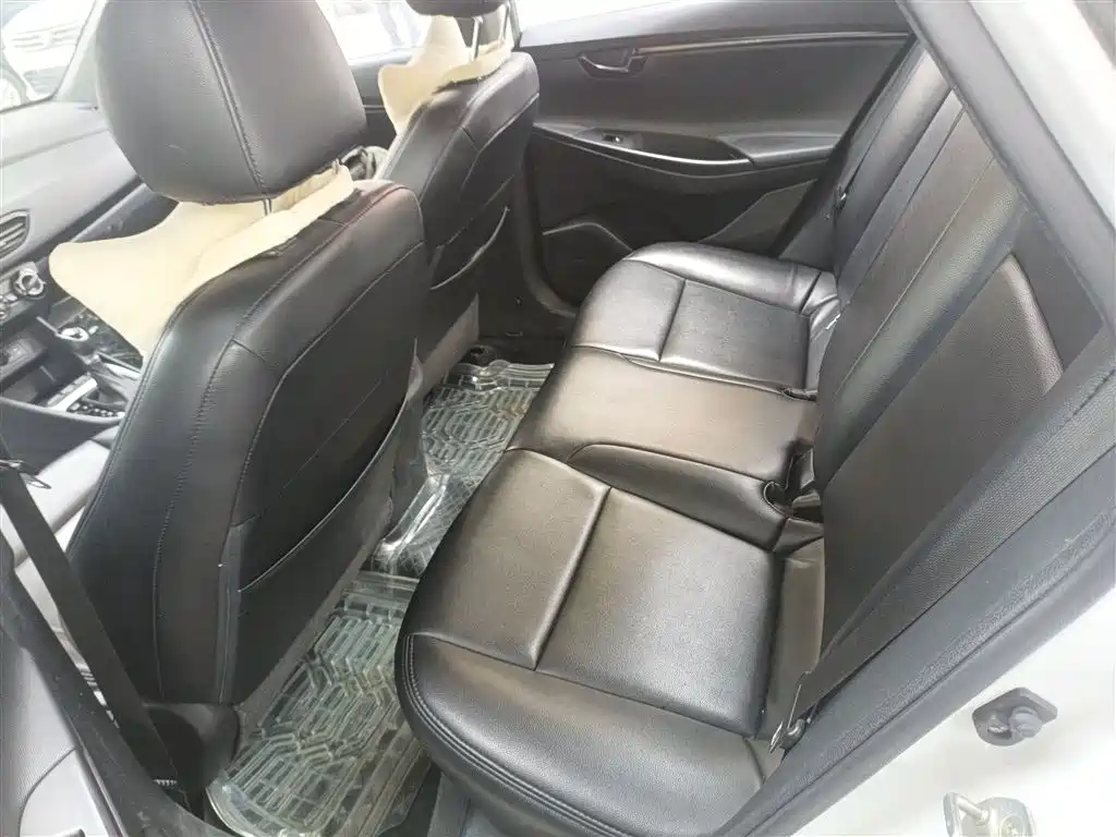 Hyundai Elantra 2018 1.6L Auto Joy GL (China V) фото 19