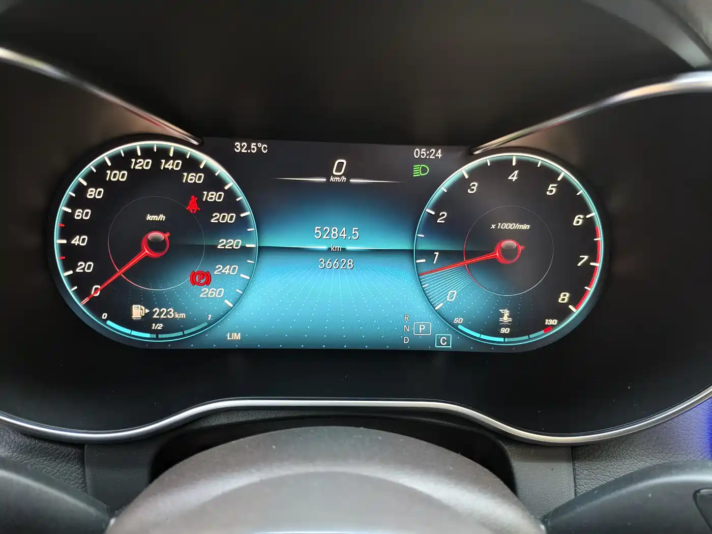 Mercedes-Benz GLC 2022 Facelift GLC 260 L 4MATIC Dynamic фото 10