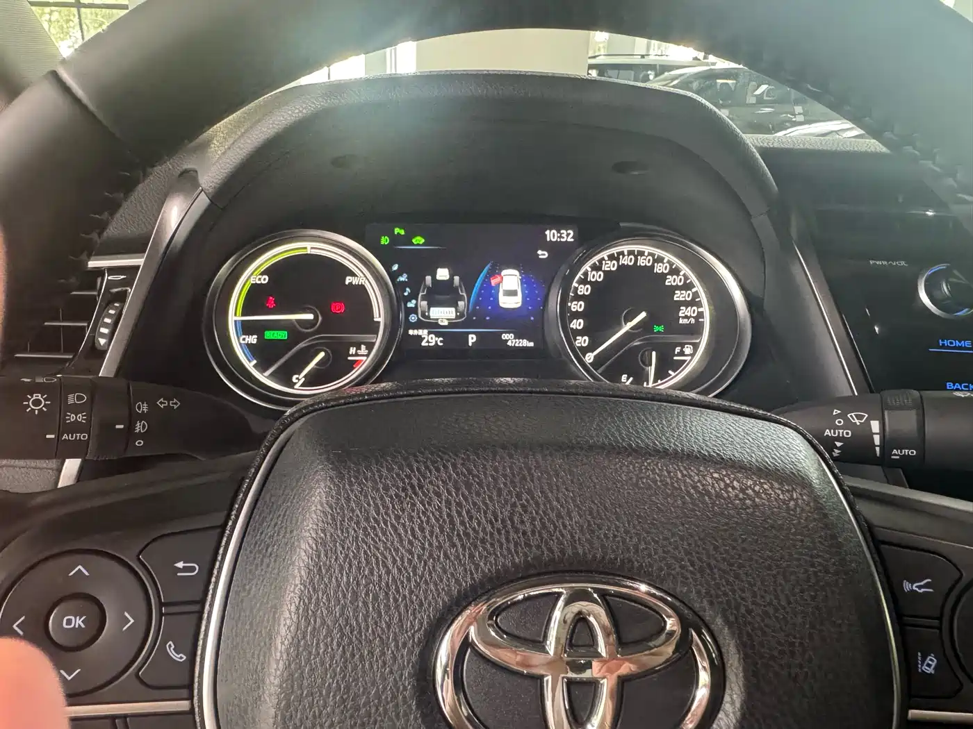 Toyota Camry 2019 Facelift Hybrid 2.5HG Luxury Edition фото 25