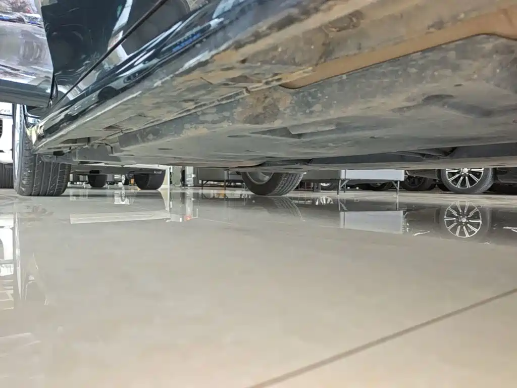 Фото 21 - Toyota Camry