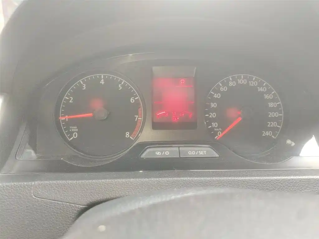 Volkswagen Santana 2015 Gran Santana 1.6L Automatic Trend фото 4
