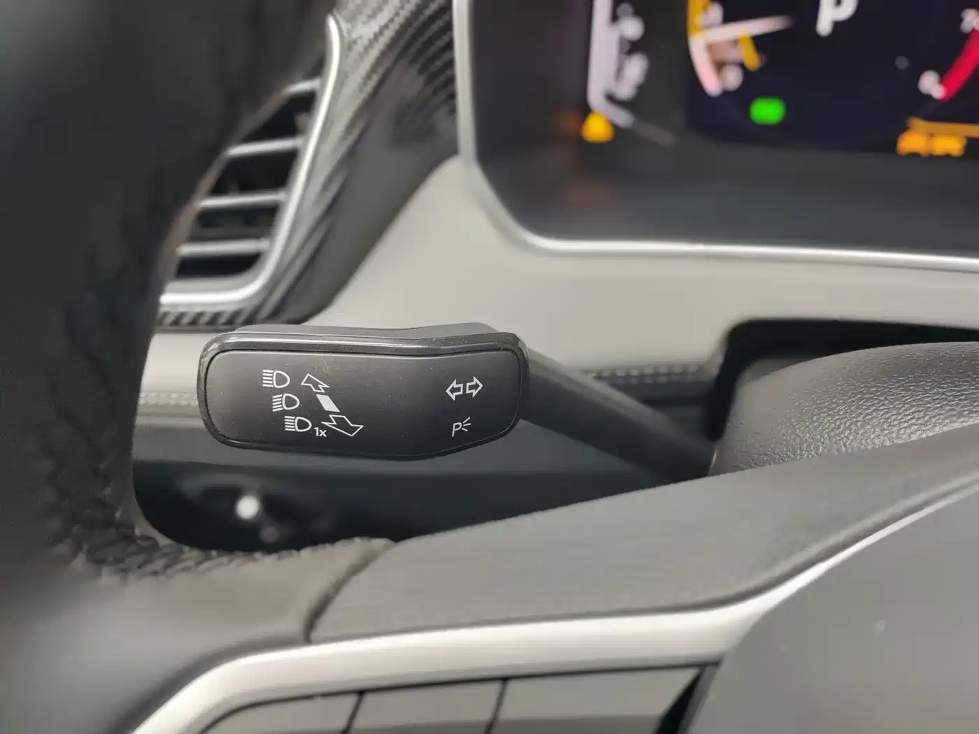 Volkswagen Tayron 2025 Shared Joy 300TSI фото 8