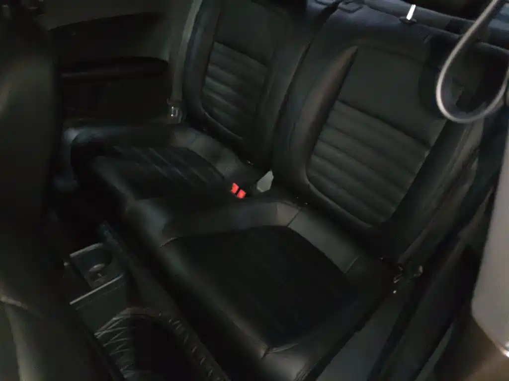 Volkswagen Beetle 2015 180TSI фото 13