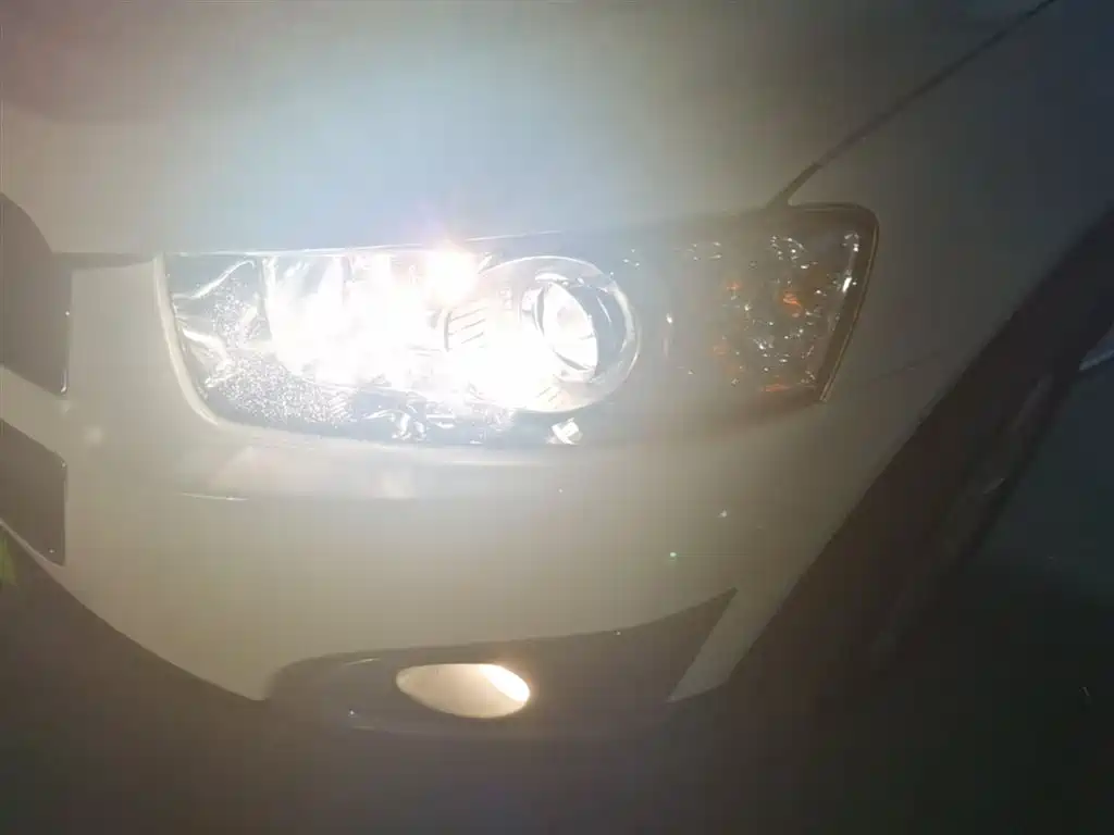 Chevrolet Captiva 2015 2.4L AWD Flagship 7-Seater фото 24