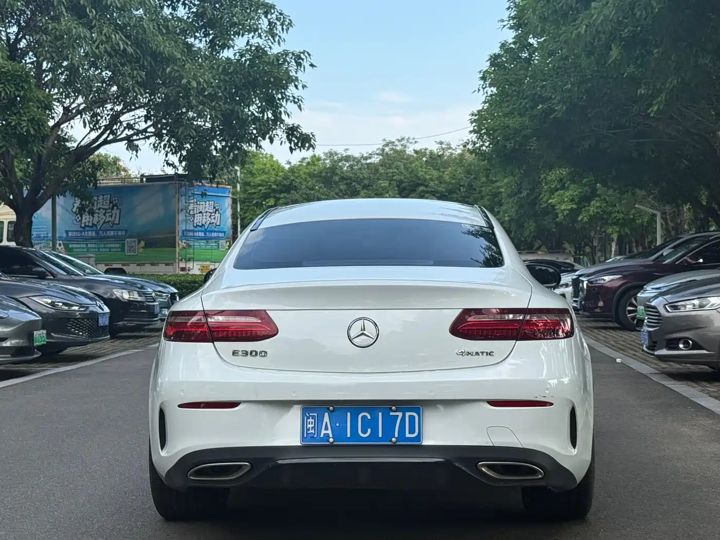Mercedes-Benz E-Class (Import) 2017 E 200 4MATIC Coupe фото 12