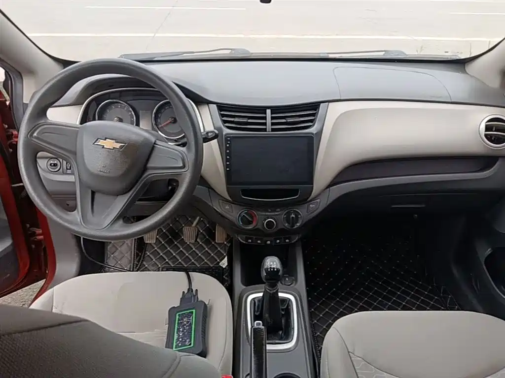 Chevrolet Sail 2015 Sail 3 1.3L Manual Ideal Edition фото 10