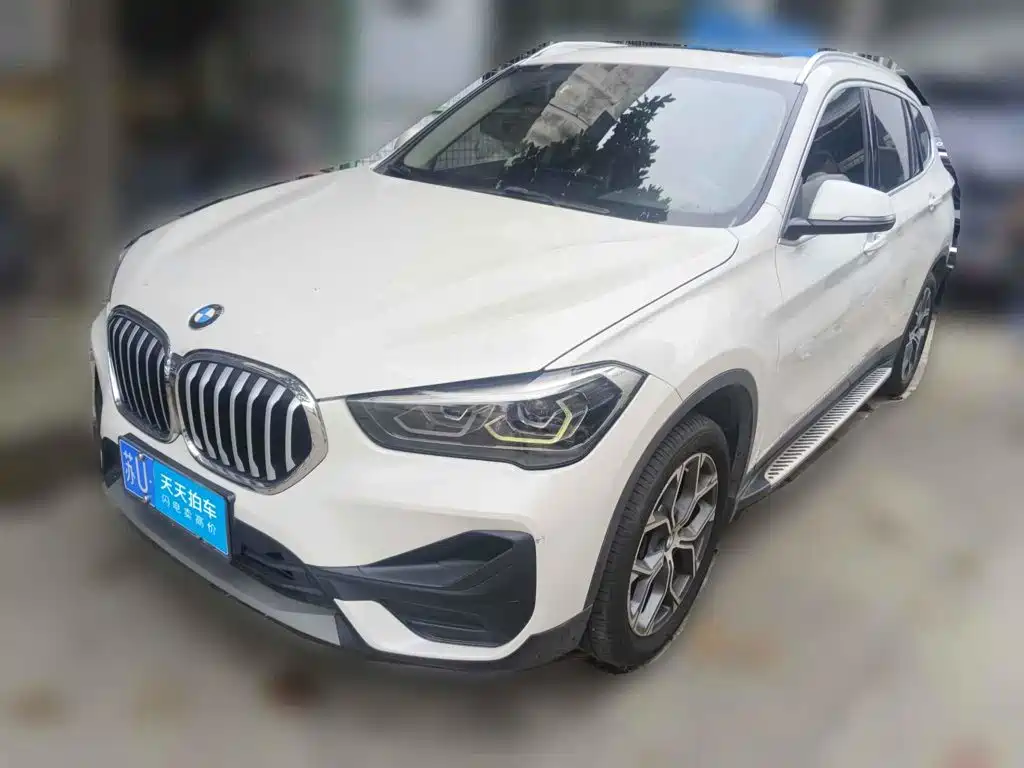 Photo 1 - BMW X1