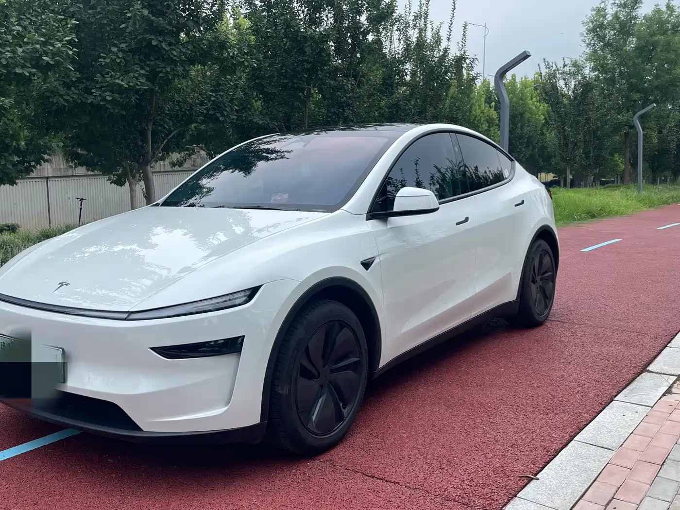 Tesla Model Y 2026 2026 Long Range Rear-Wheel Drive