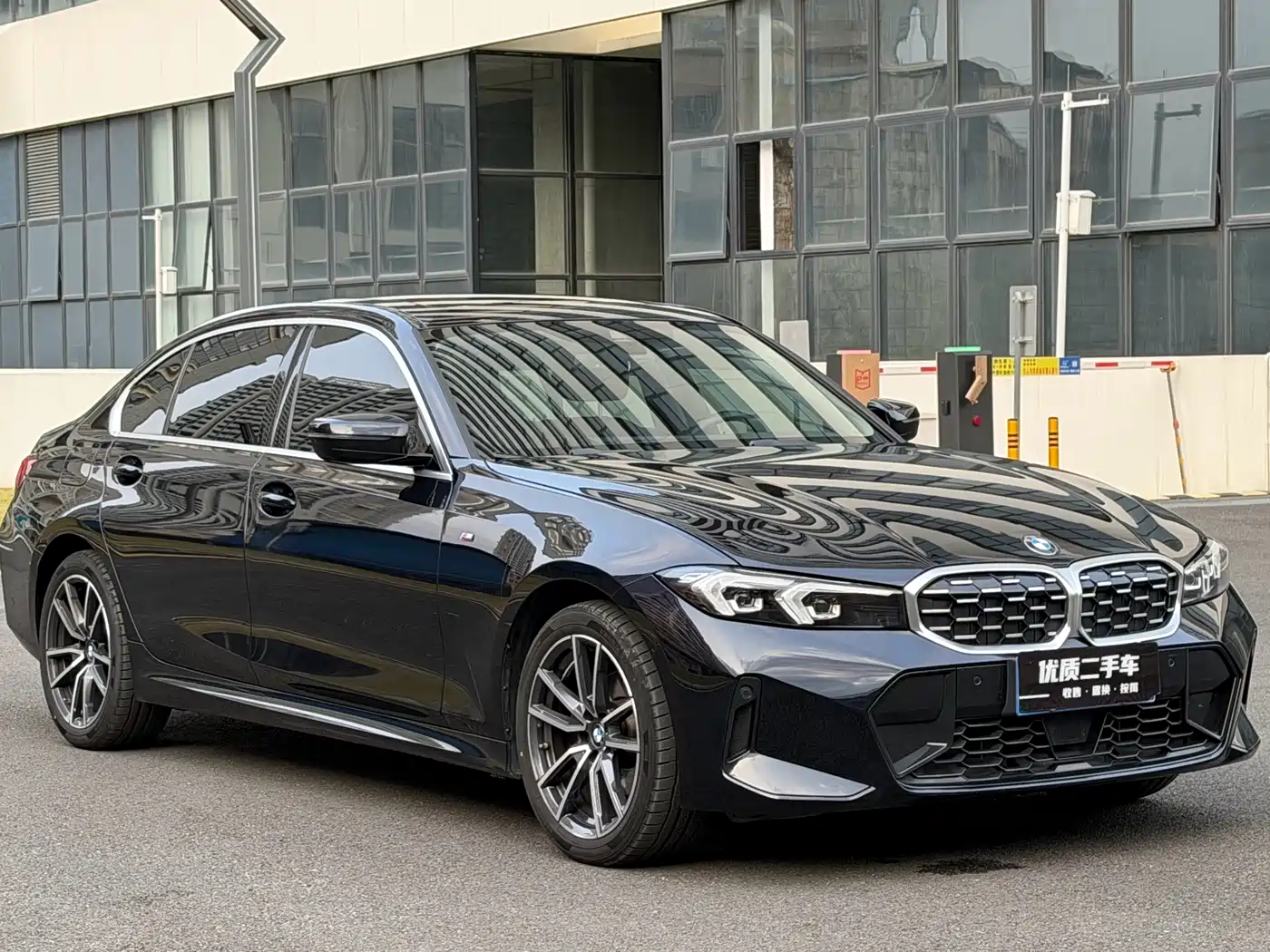 BMW 3 Series 2024 325Li M Sport Package фото 3