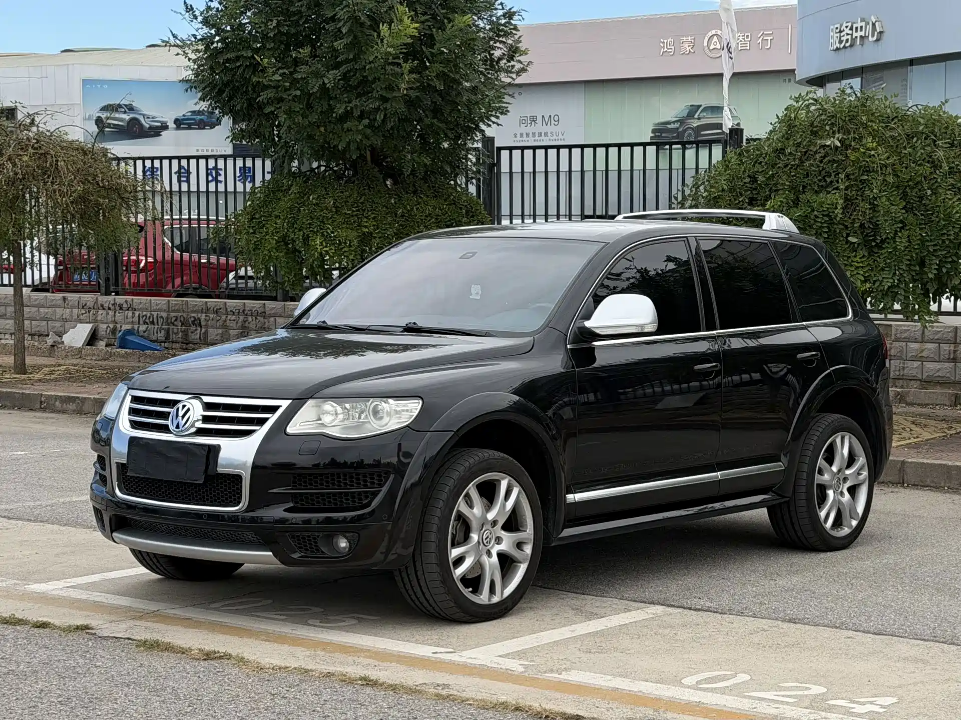 Фото 1 - Volkswagen Touareg