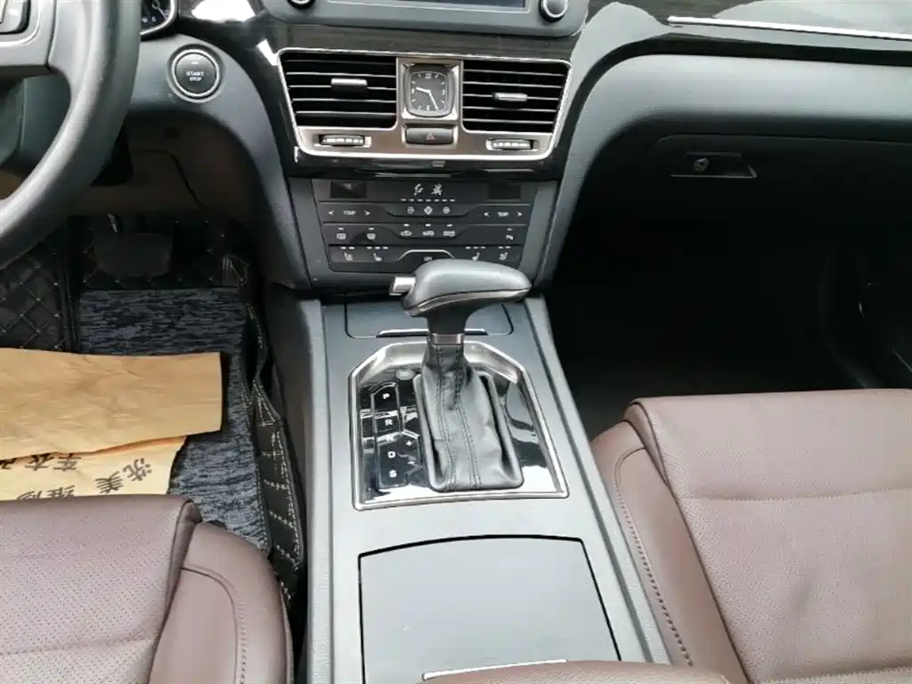 Hongqi H7 2018 2.0T Flagship Edition фото 14