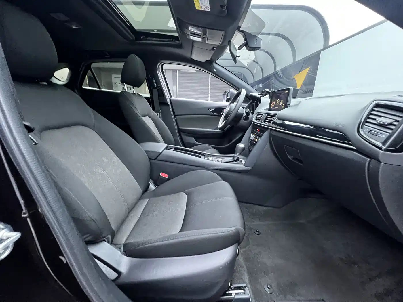 MAZDA CX-4