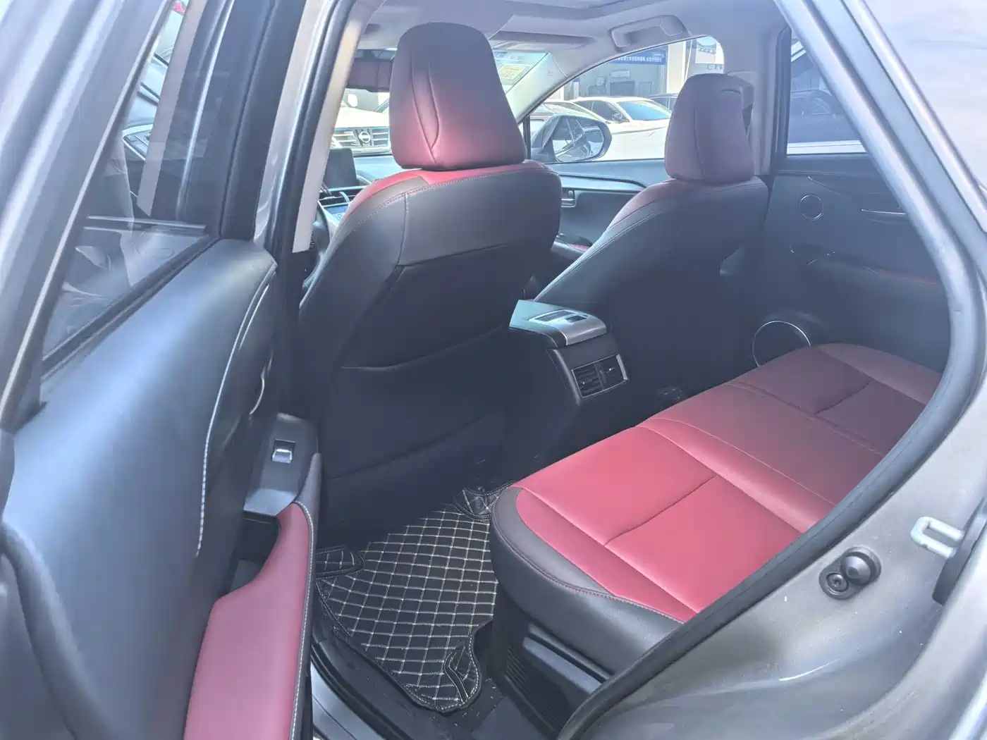 Lexus NX 2018 Model 300 AWD Fengshang Edition фото 6
