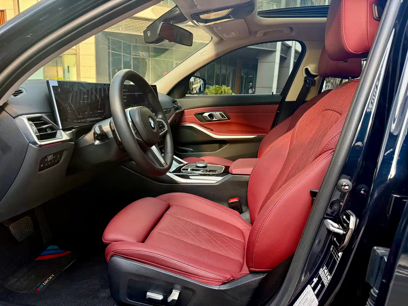 BMW 3 Series 2023 325Li M Sport Package фото 7