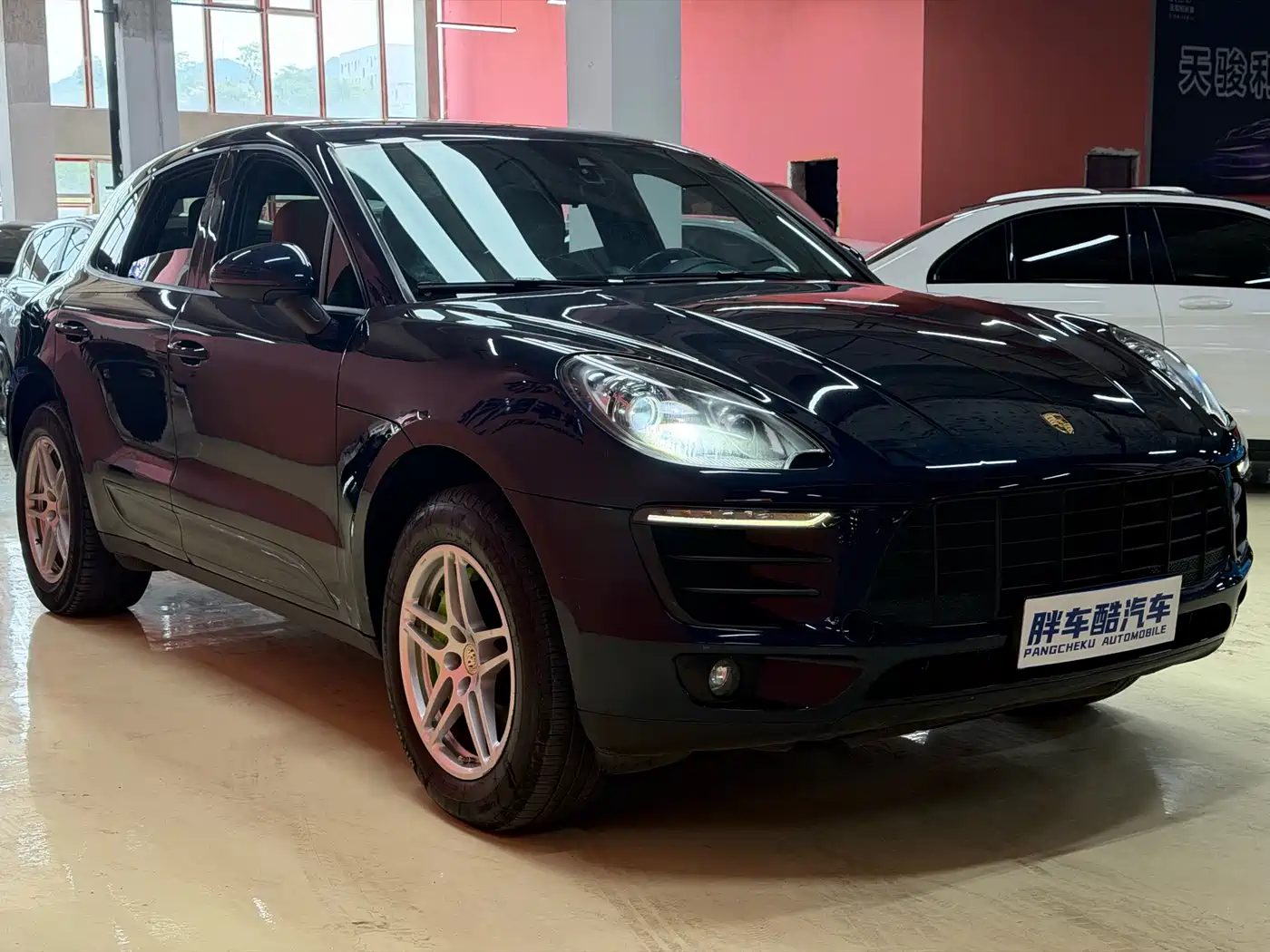 Porsche Macan 2017 Macan 2.0T фото 3