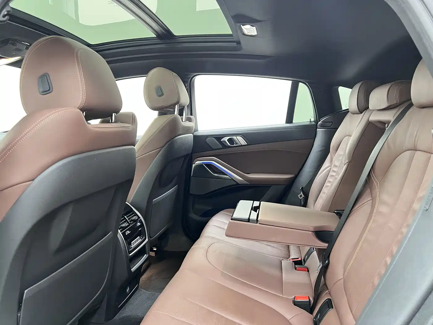 BMW X6 2021 xDrive40i M Sport Package фото 31