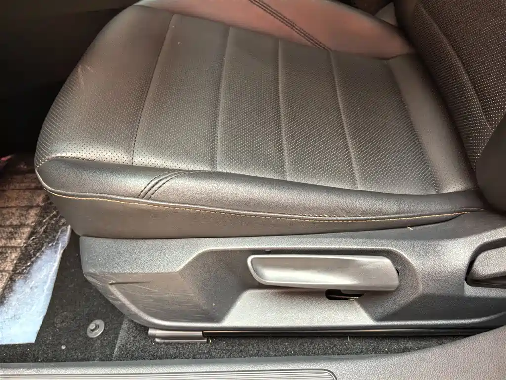 Volkswagen Lavida 2019 1.5L Automatic Comfort Edition China VI фото 13