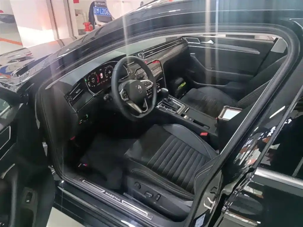 Volkswagen Magotan 2020 380TSI DSG Luxury фото 11