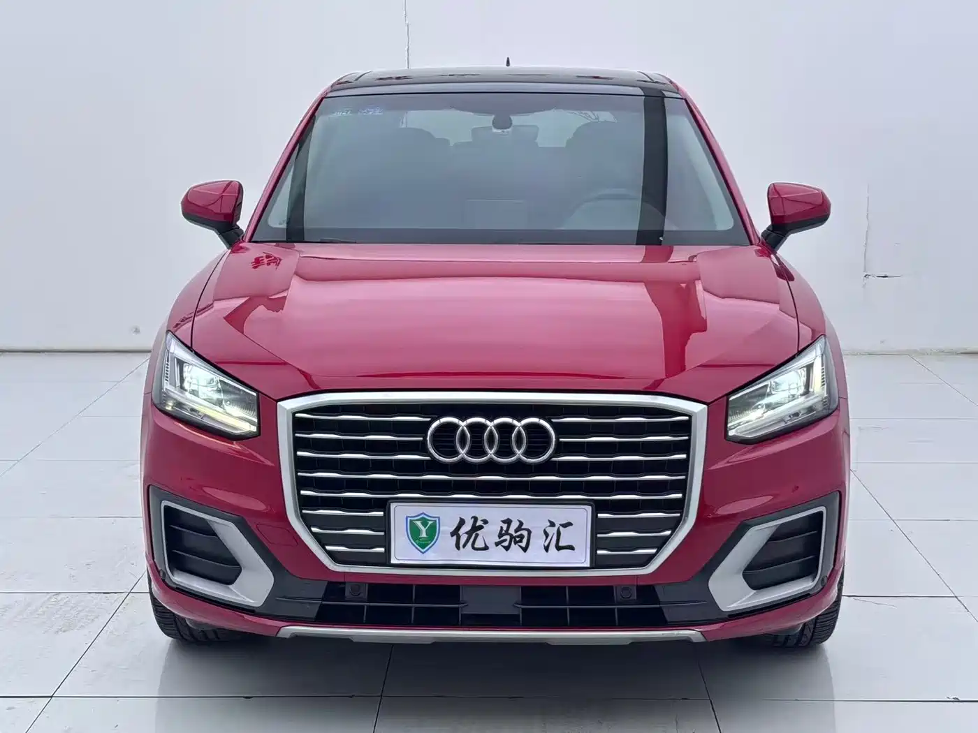 Audi Q2L 2020 35 TFSI Fashion Elegance Model фото 3