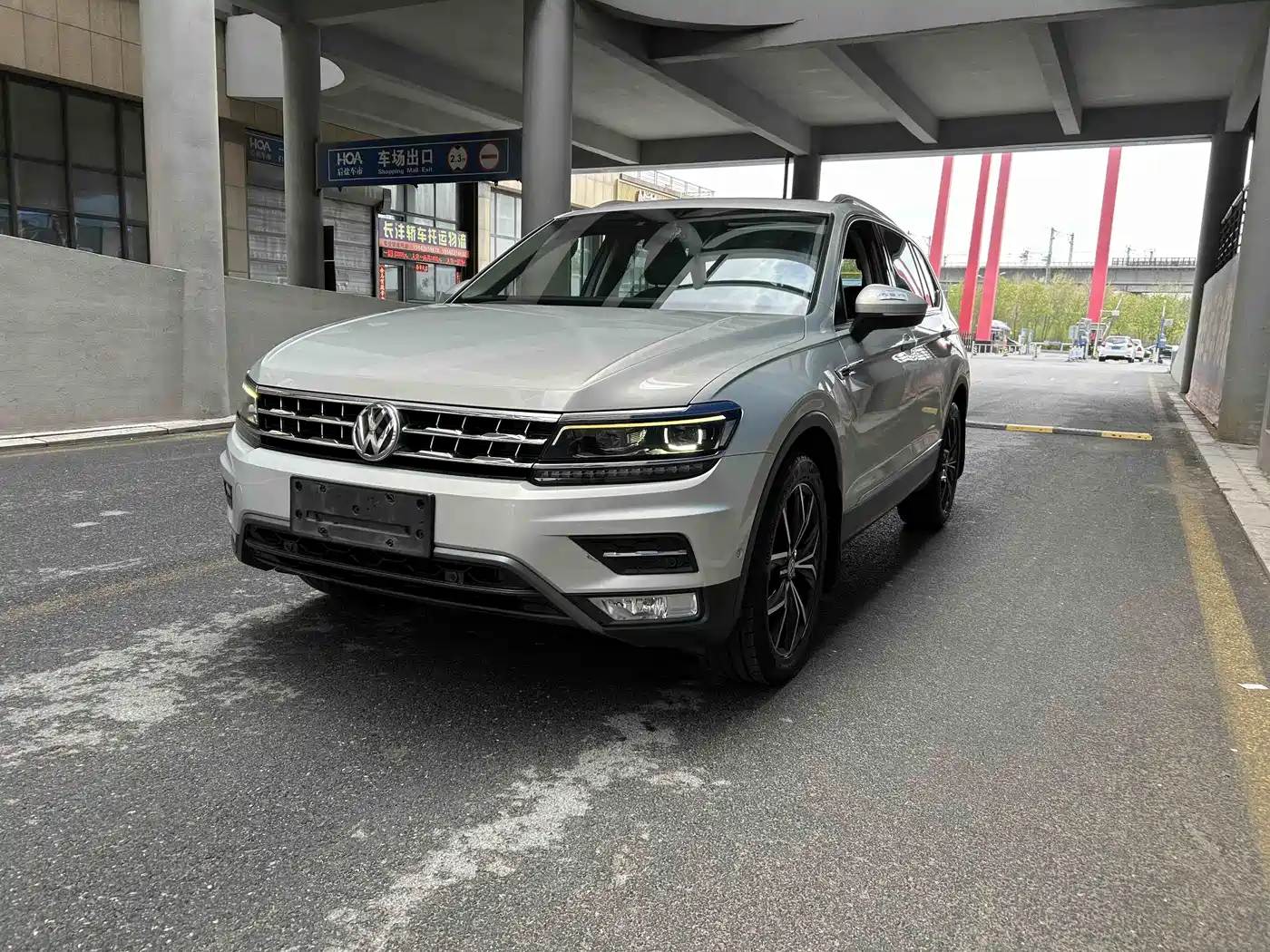 Volkswagen Tiguan L 2017 330TSI Automatic 2WD Flagship Edition фото 2