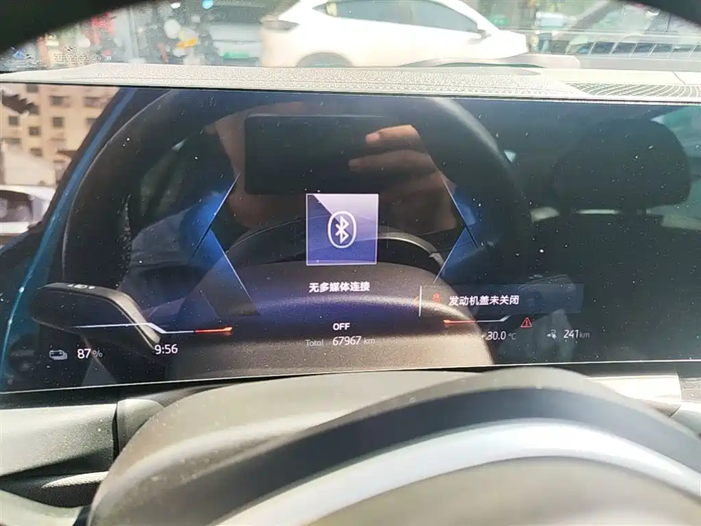 BMW i3 2022 eDrive 35 L фото 12